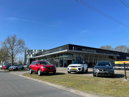 van den Boom Autobedrijf